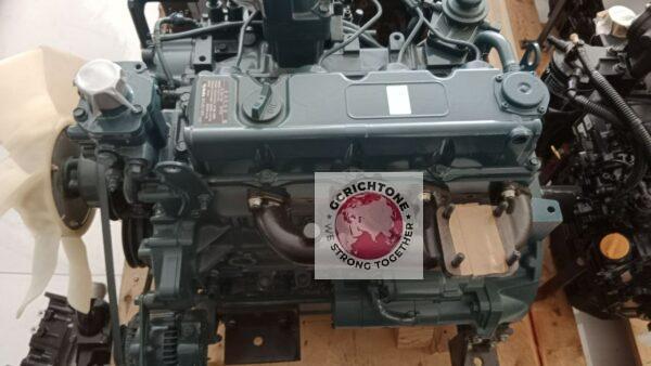 Дизельный двигатель Kubota V3300-DI-ES02 2 Дизельный двигатель Kubota V3300-DI-ES02